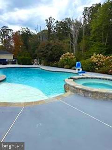 5220 BONNIE BRAE FARM DR, Haymarket, VA 20169