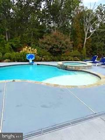 5220 BONNIE BRAE FARM DR, Haymarket, VA 20169