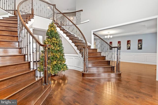 5220 BONNIE BRAE FARM DR, Haymarket, VA 20169