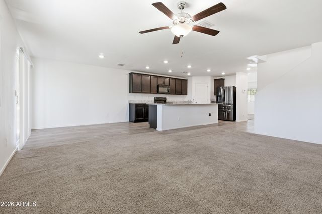 25437 W MAHONEY Avenue, Buckeye, AZ 85326