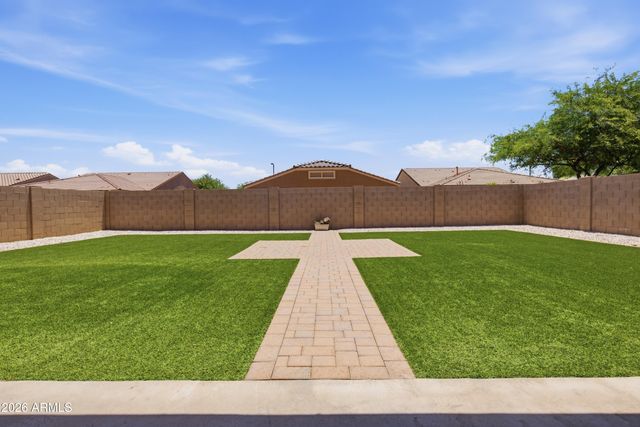 25437 W MAHONEY Avenue, Buckeye, AZ 85326