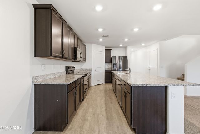 25437 W MAHONEY Avenue, Buckeye, AZ 85326