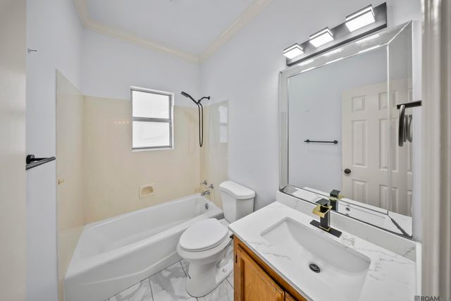 1731 Manor Oak Dr, Baton Rouge, LA 70810