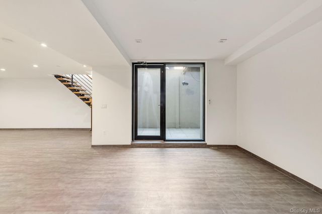 311 Hart Street 1B, Brooklyn, NY 11206