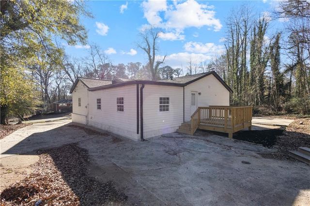 1794 Blossom Lane, Austell, GA 30168