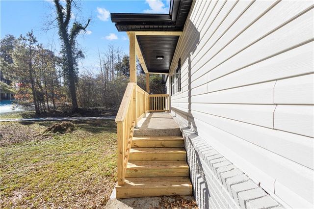 1794 Blossom Lane, Austell, GA 30168