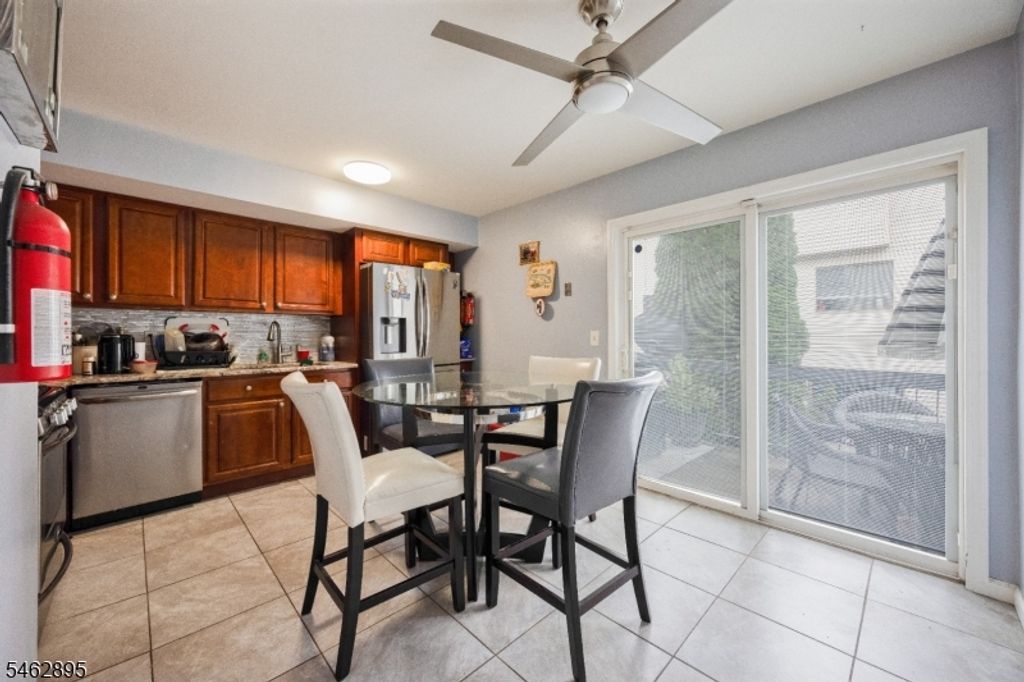306 Arsdale Ter, Union Twp., NJ 07083 — photo 4