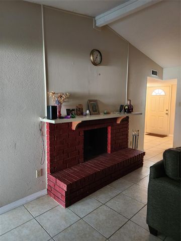 527 Tara Plantation Drive, Richmond, TX 77469