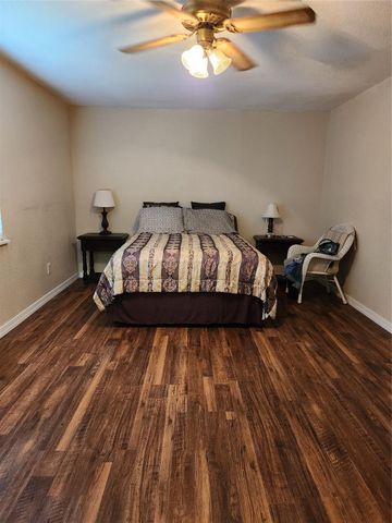 527 Tara Plantation Drive, Richmond, TX 77469