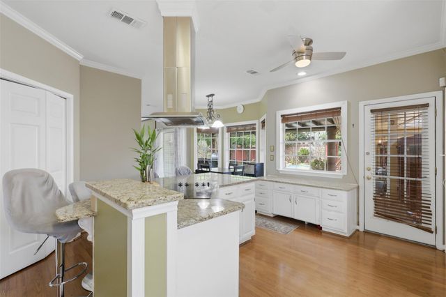 2114 Gentryside Drive, Houston, TX 77077
