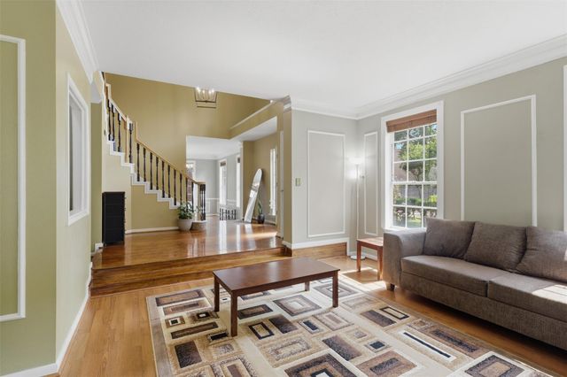 2114 Gentryside Drive, Houston, TX 77077