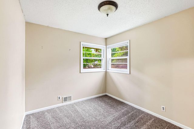 11324 Quinn Street NW, Coon Rapids, MN 55433
