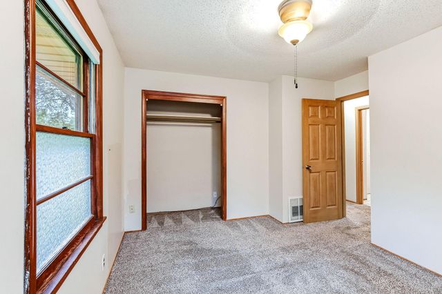 11324 Quinn Street NW, Coon Rapids, MN 55433