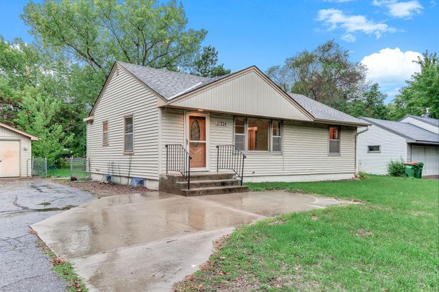 11324 Quinn Street NW, Coon Rapids, MN 55433