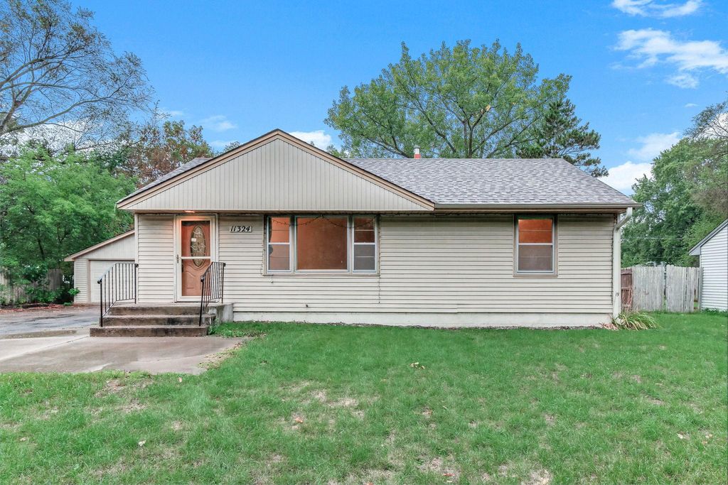 11324 Quinn Street NW, Coon Rapids, MN 55433 — photo 2