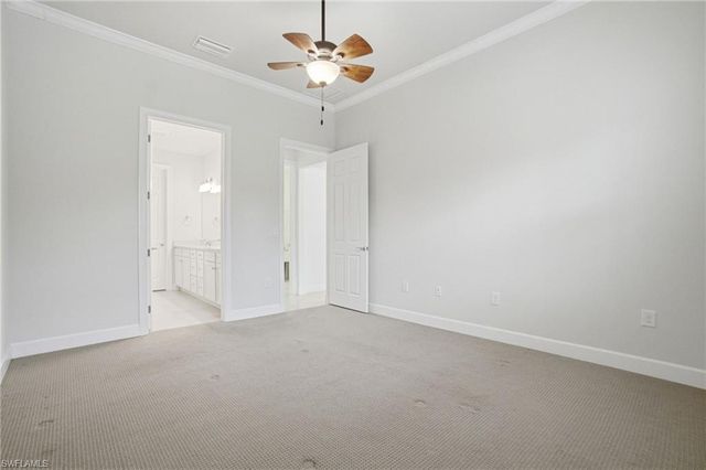 9395 Greyhawk TRL, Naples, FL 34120