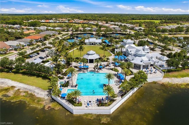 9395 Greyhawk TRL, Naples, FL 34120