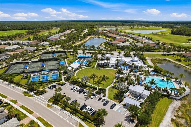 9395 Greyhawk TRL, Naples, FL 34120