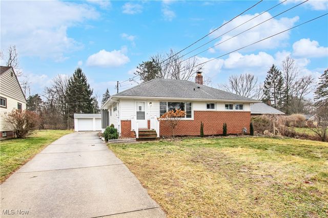 19819 Drake Road, Strongsville, OH 44149