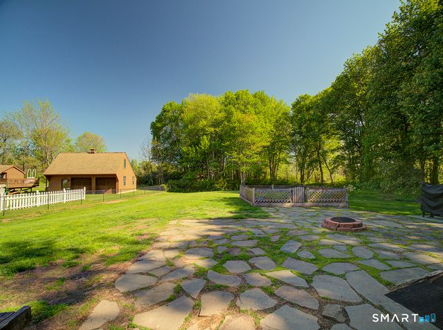 82 Wilcox Road, Middletown, CT 06457