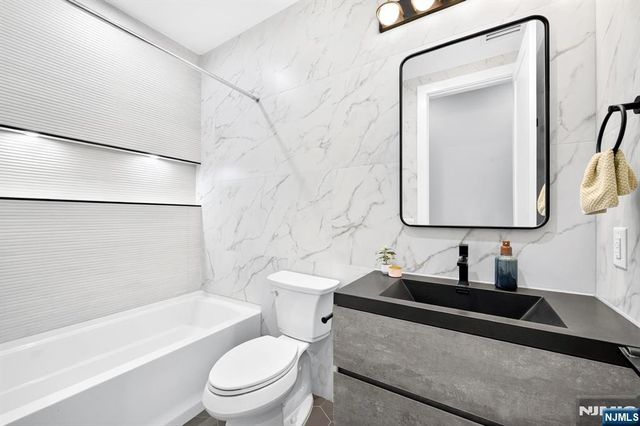 172 Griffith Street 2, Jersey City, NJ 07307