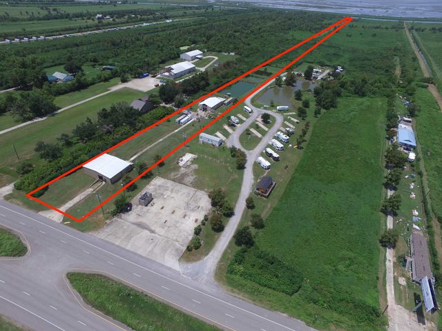 18062 Hwy 3235 West Side, Galliano, LA 70354