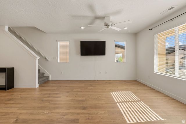 1737 S DEVILS GARDEN LN, Washington, UT 84780