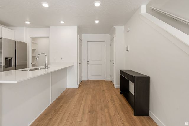 1737 S DEVILS GARDEN LN, Washington, UT 84780