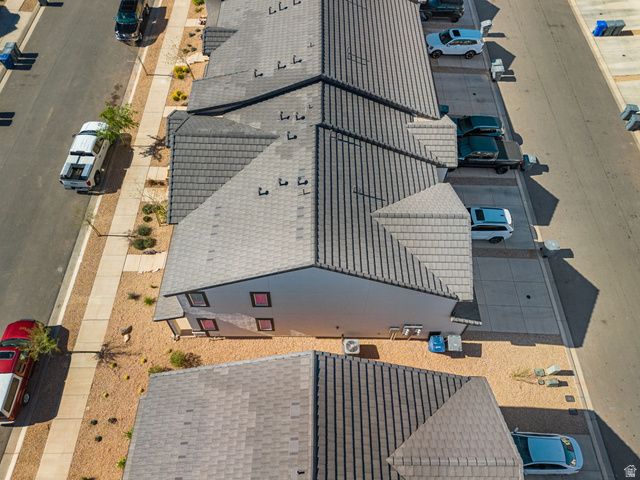 1737 S DEVILS GARDEN LN, Washington, UT 84780