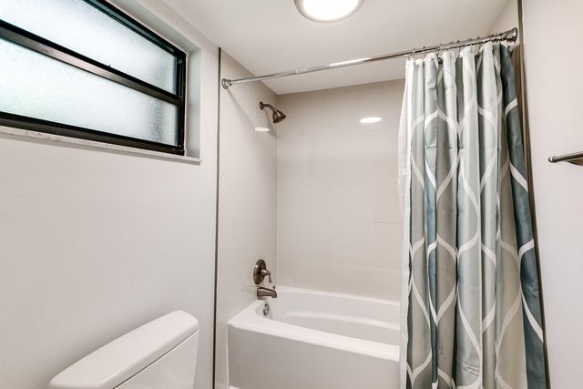 11863 Wimbledon Circle 526, Wellington, FL 33414