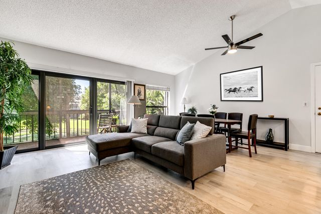 11863 Wimbledon Circle 526, Wellington, FL 33414