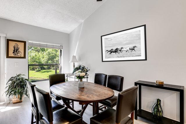 11863 Wimbledon Circle 526, Wellington, FL 33414