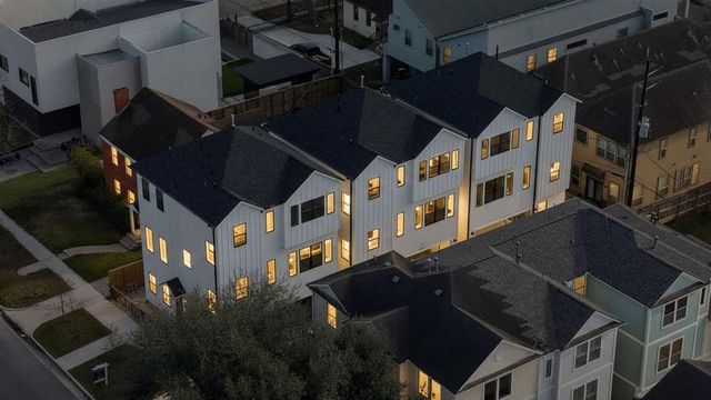 1910 Wheeler Street, Houston, TX 77004