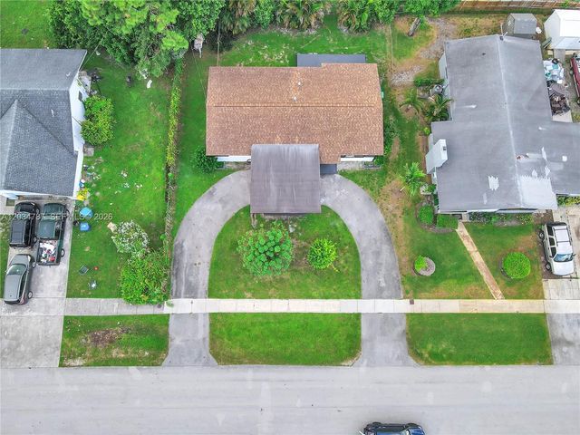 3810 NW 6th St, Lauderhill, FL 33311