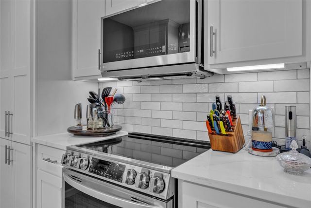 102 Thomas Street, Joshua, TX 76058