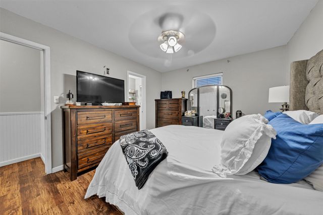 102 Thomas Street, Joshua, TX 76058