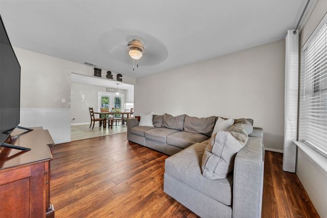 102 Thomas Street, Joshua, TX 76058