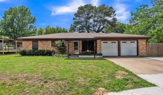 102 Thomas Street, Joshua, TX 76058