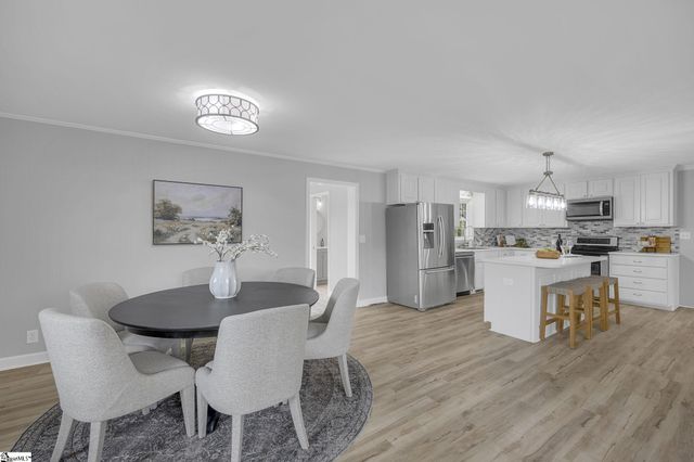 401 Central Avenue, Mauldin, SC 29662