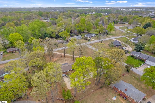 401 Central Avenue, Mauldin, SC 29662