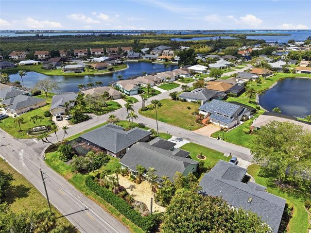 5207 86TH STREET COURT W, Bradenton, FL 34210