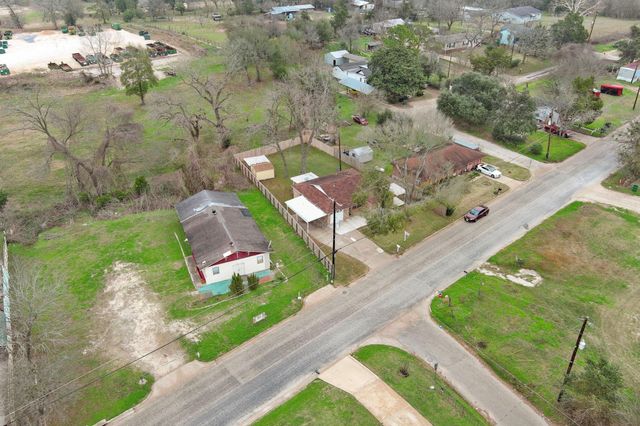 2217 Old Chappell Hill Road, Brenham, TX 77833