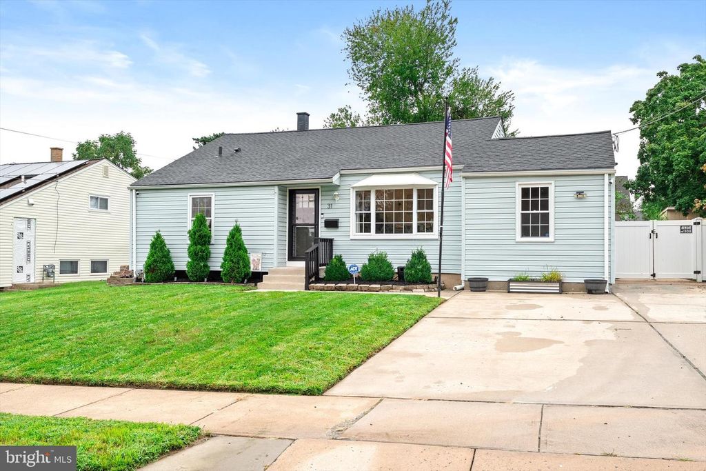 31 ELTON AVE, HAMILTON, NJ 08620 — photo 2
