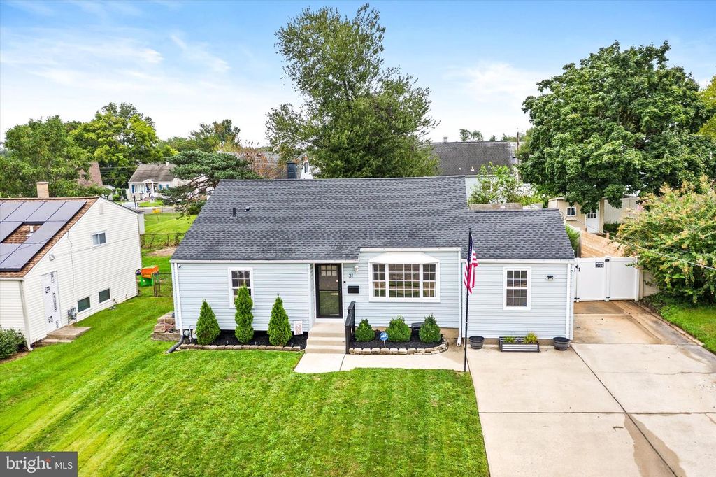 31 ELTON AVE, HAMILTON, NJ 08620 — photo 3