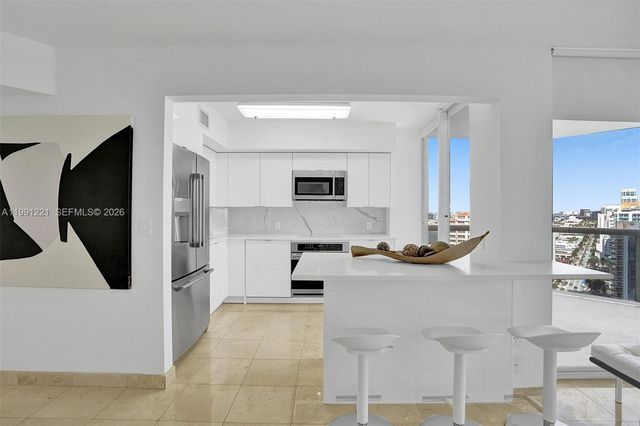 6301 Collins Ave 2308, Miami Beach, FL 33141