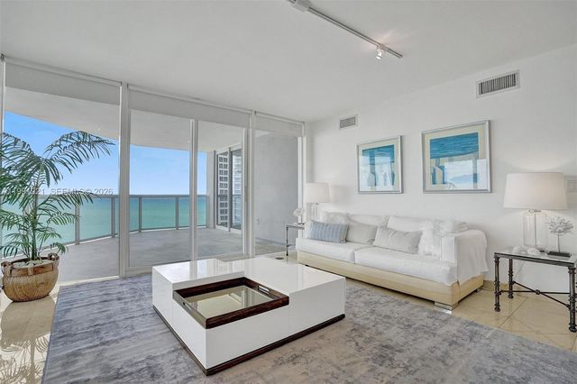 6301 Collins Ave 2308, Miami Beach, FL 33141