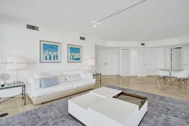 6301 Collins Ave 2308, Miami Beach, FL 33141