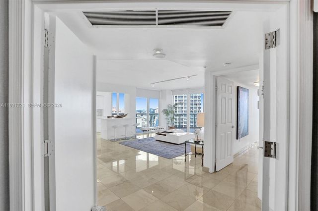 6301 Collins Ave 2308, Miami Beach, FL 33141