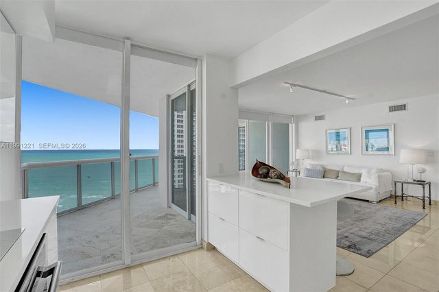 6301 Collins Ave 2308, Miami Beach, FL 33141