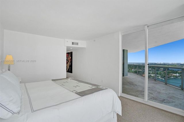 6301 Collins Ave 2308, Miami Beach, FL 33141